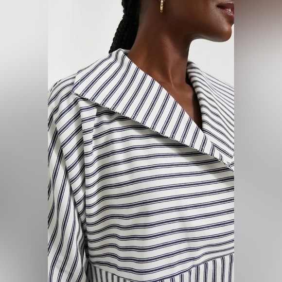 NWT Tuckernuck Sloane Dress Navy Stripe Medium - Picture 8 of 8